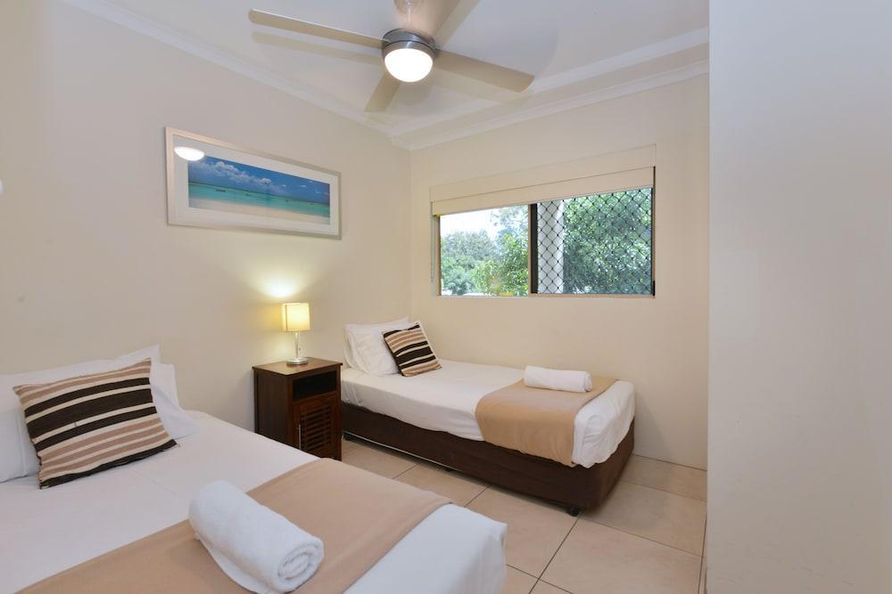 Port Douglas Sands Resort Exterior photo